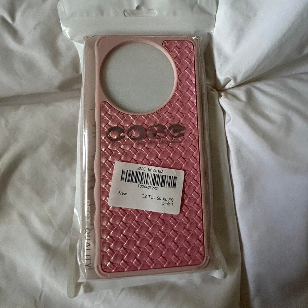 Super cute pink phone